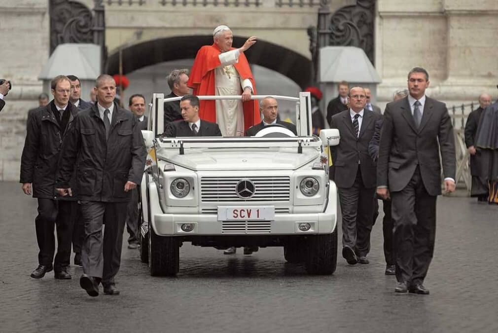 Gelandewagen и Папа Римский