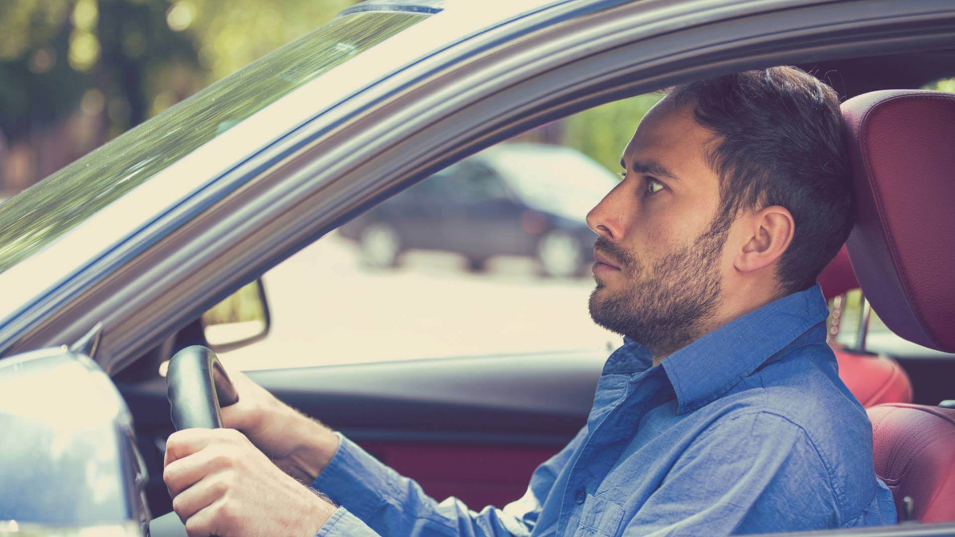 10 водительских психотипов по манере держать руль. Найди себя!